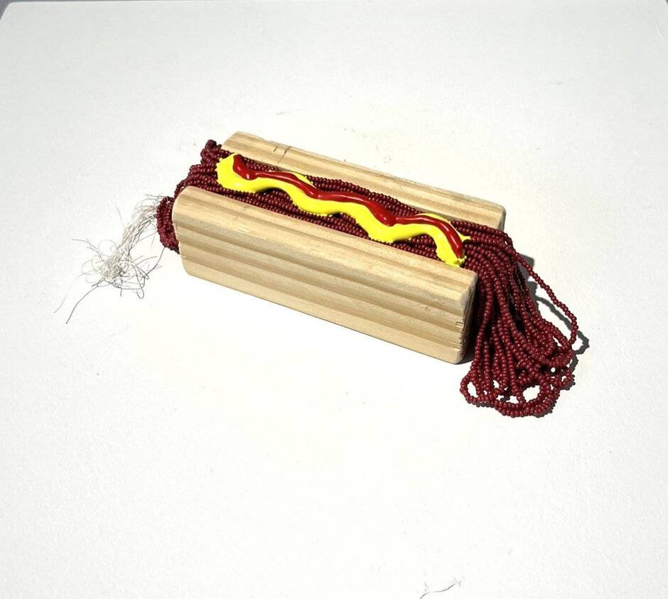 Hot Dog (No Flies) 7