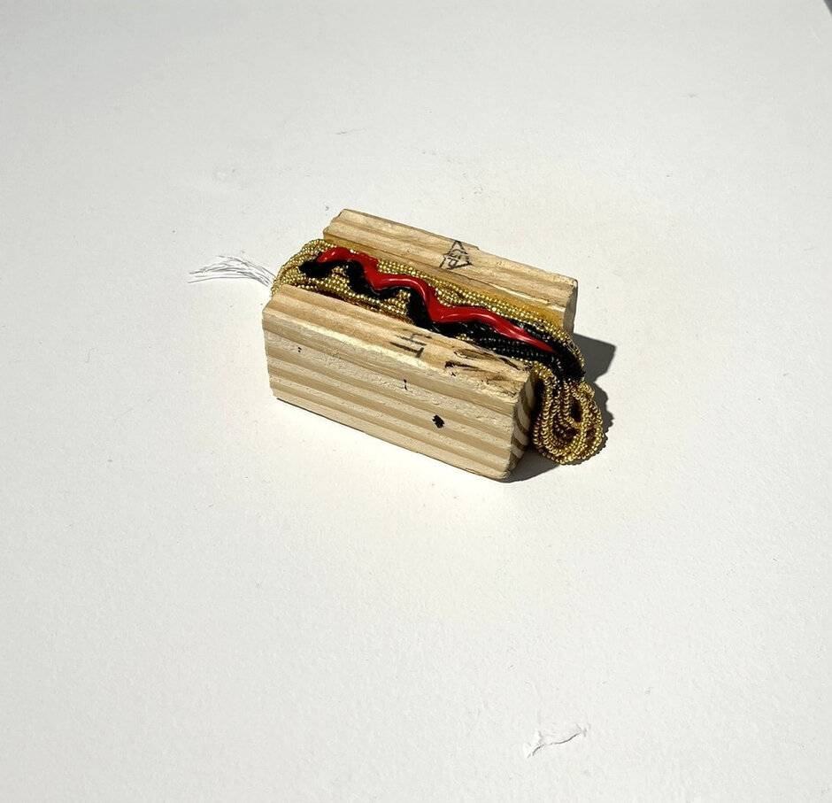Hot Dog (No Flies) 10